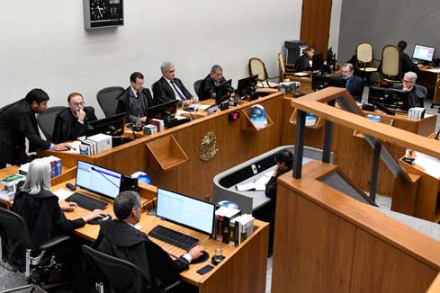 Sexta Turma mantém prisão de oito vereadores de município cearense